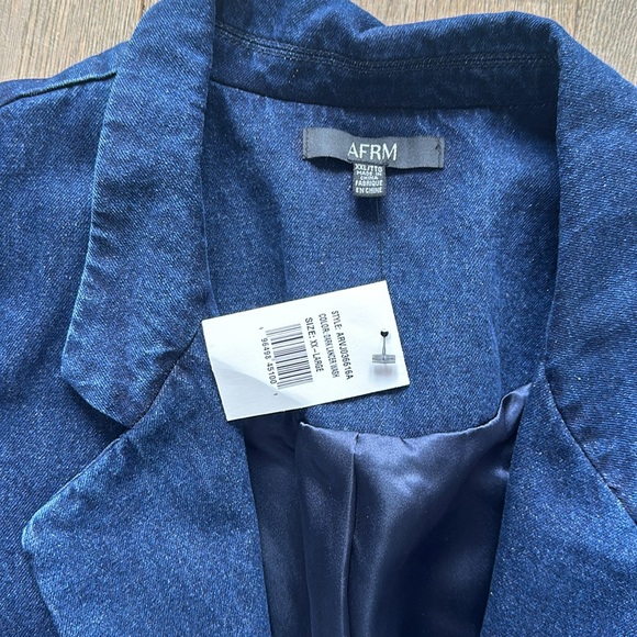 AFRM - Agnes Blazer in Dark Lancer Wash - Picture 2 of 3